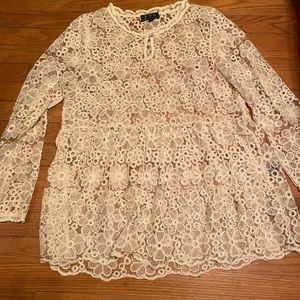 POL Lace long sleeve blouse